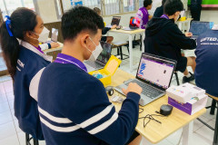 LINE_ALBUM_CAT-Robotics-@Nawamin-Tharachinutit-School-281125_251128_4
